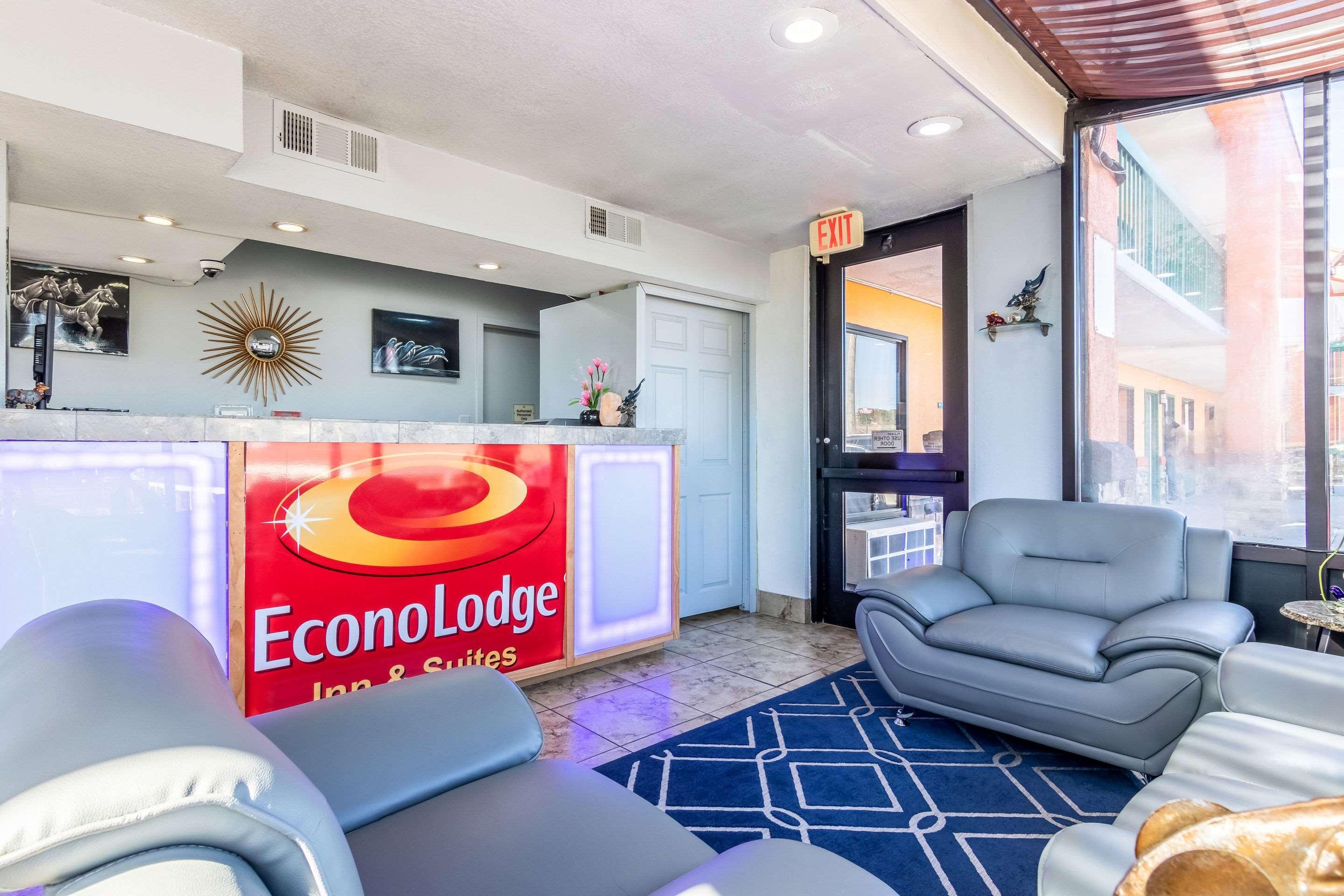 Econo Lodge Inn & Suites Macon Esterno foto
