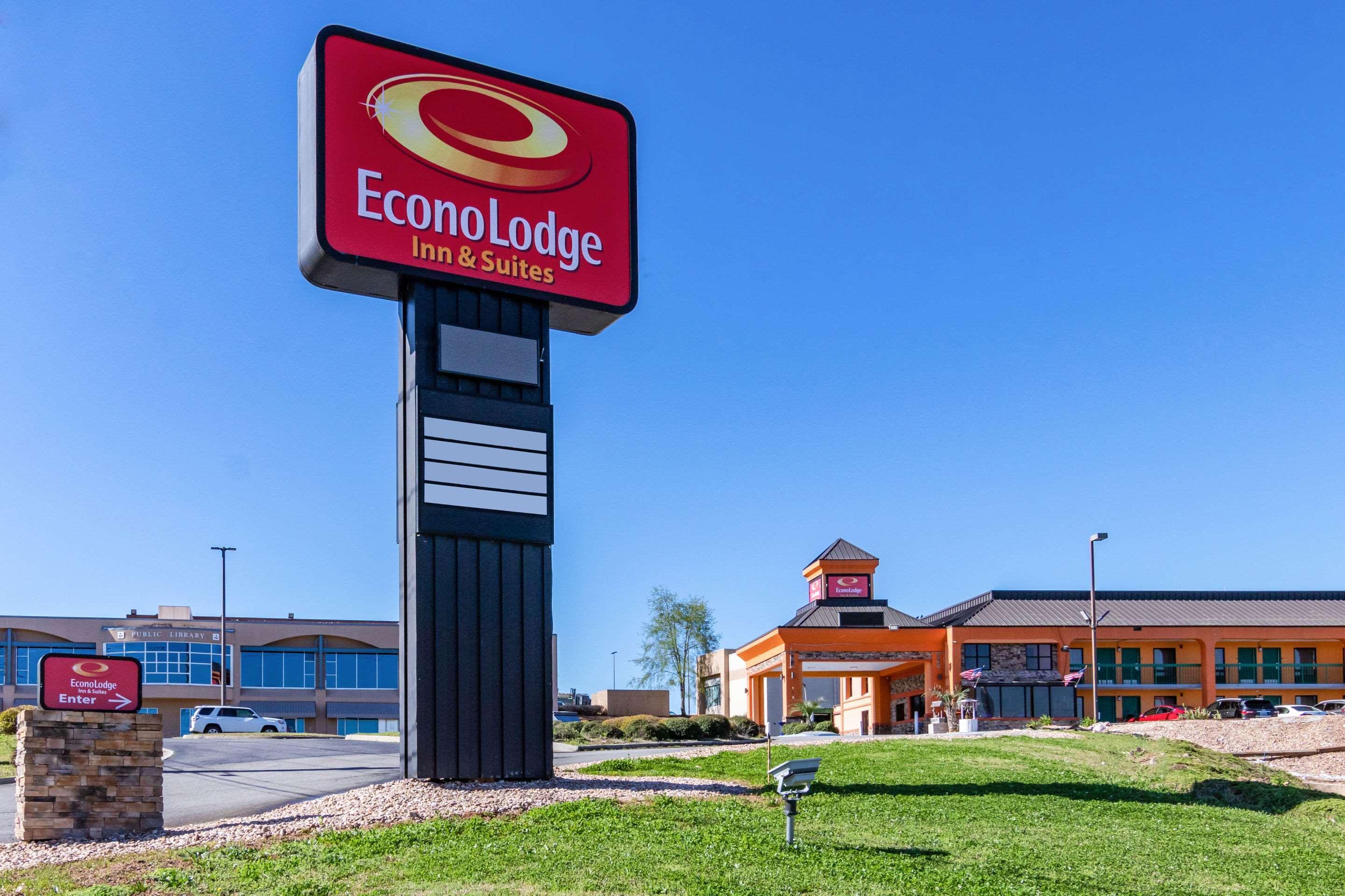 Econo Lodge Inn & Suites Macon Esterno foto